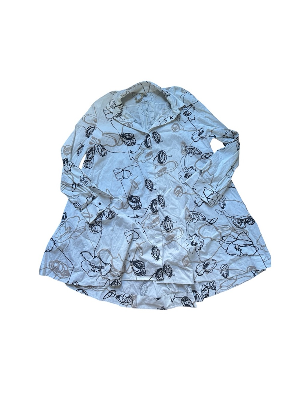 Comfy USA White Floral Sketch Button-Up Blouse